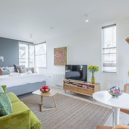 Luxurious Central Apartment With Balcony Cambridge  Exterior photo