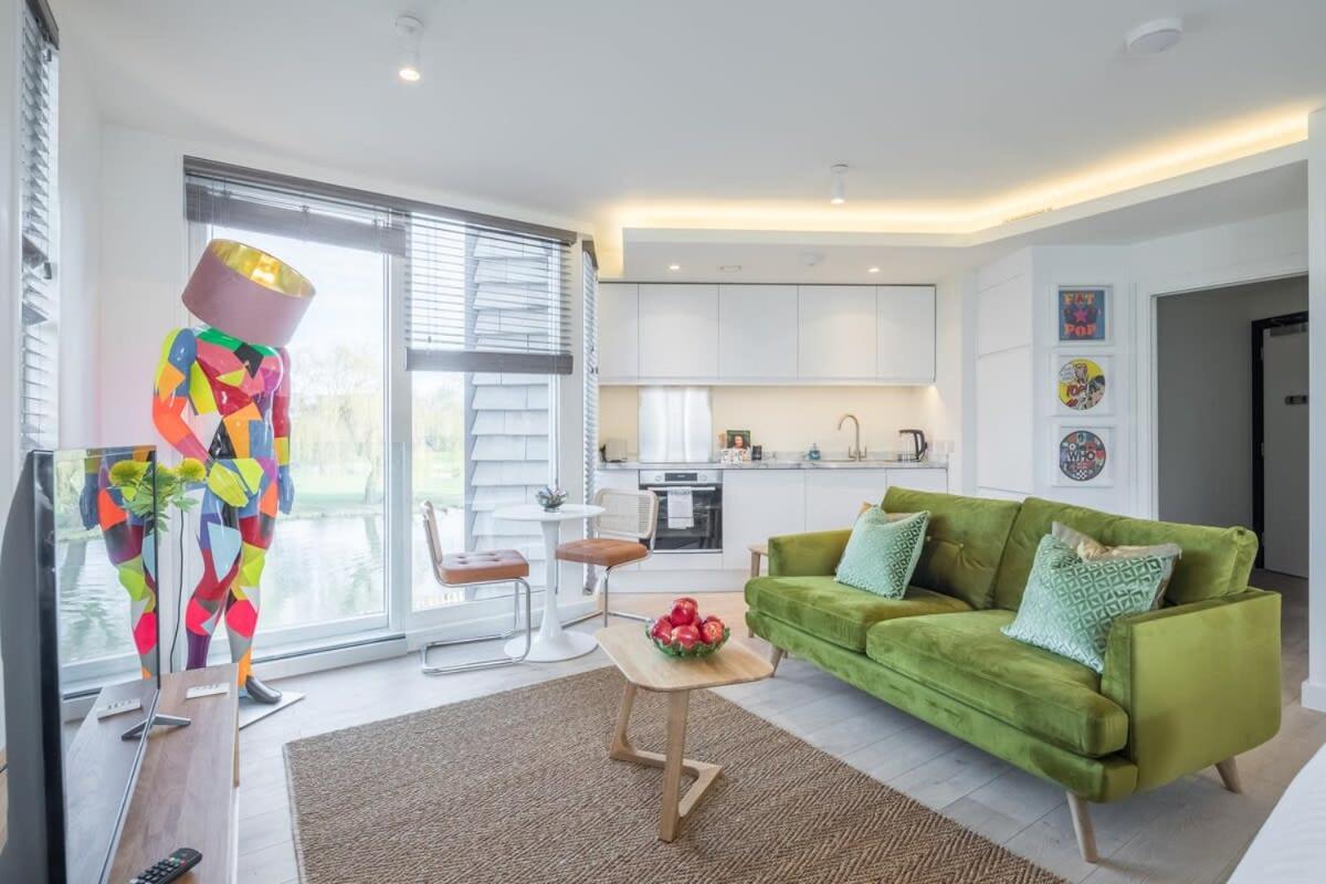 Luxurious Central Apartment With Balcony Cambridge  Exterior photo